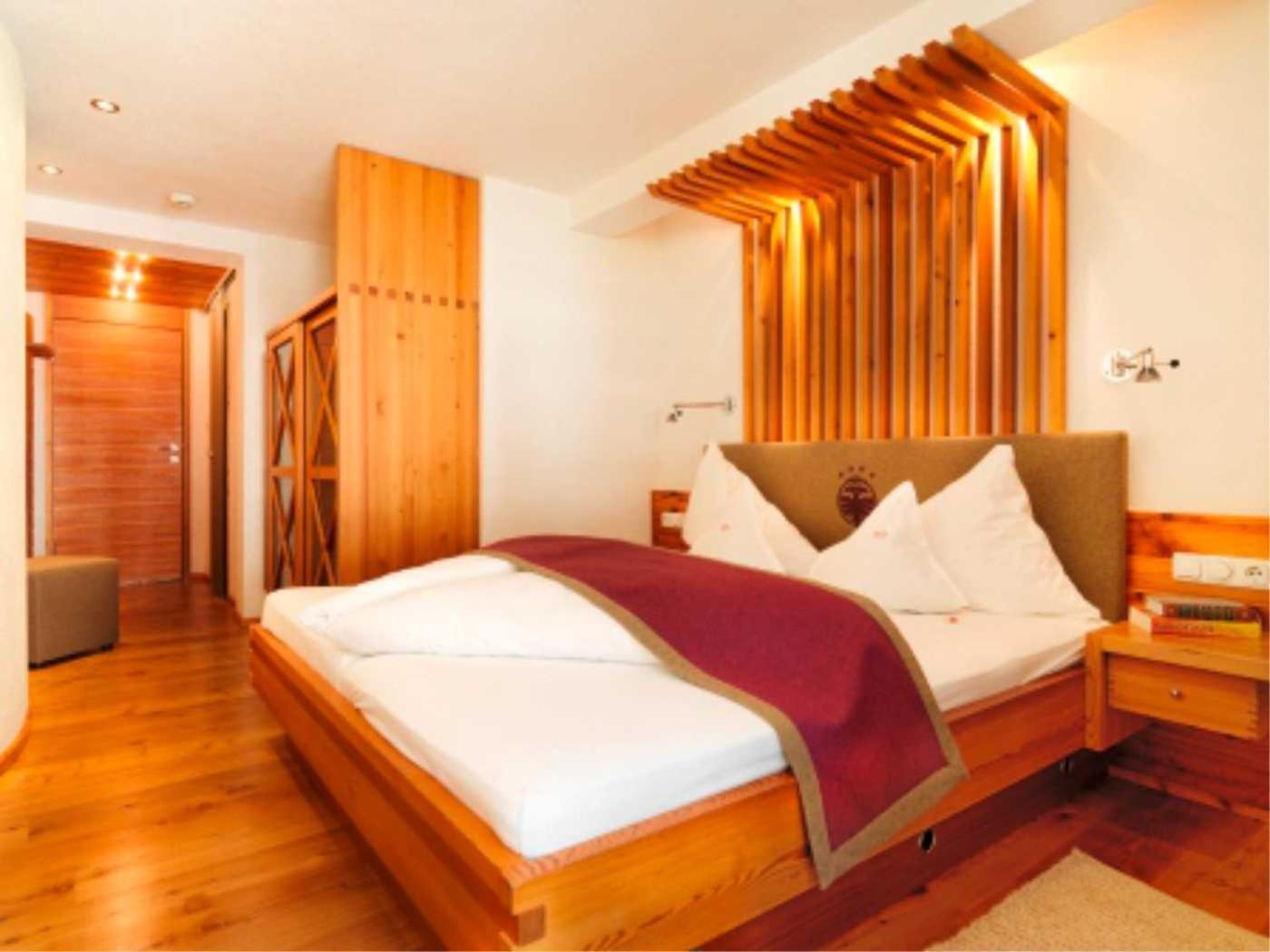 Hotel Goldener Adler - Im Sommer Silvretta Card Premium Inkludiert Ischgl Exterior photo